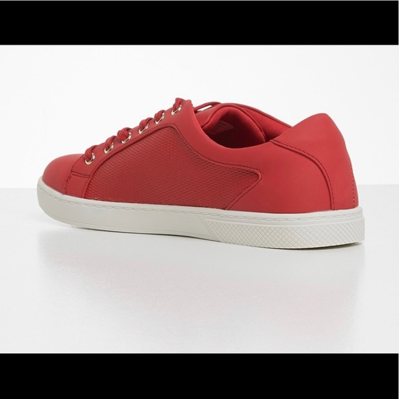 BRAND NEW STEWY sneakers - Picture 9 of 15